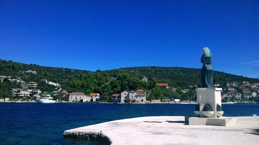 Apartmani Conar Drvenik Veliki Zewnętrze zdjęcie