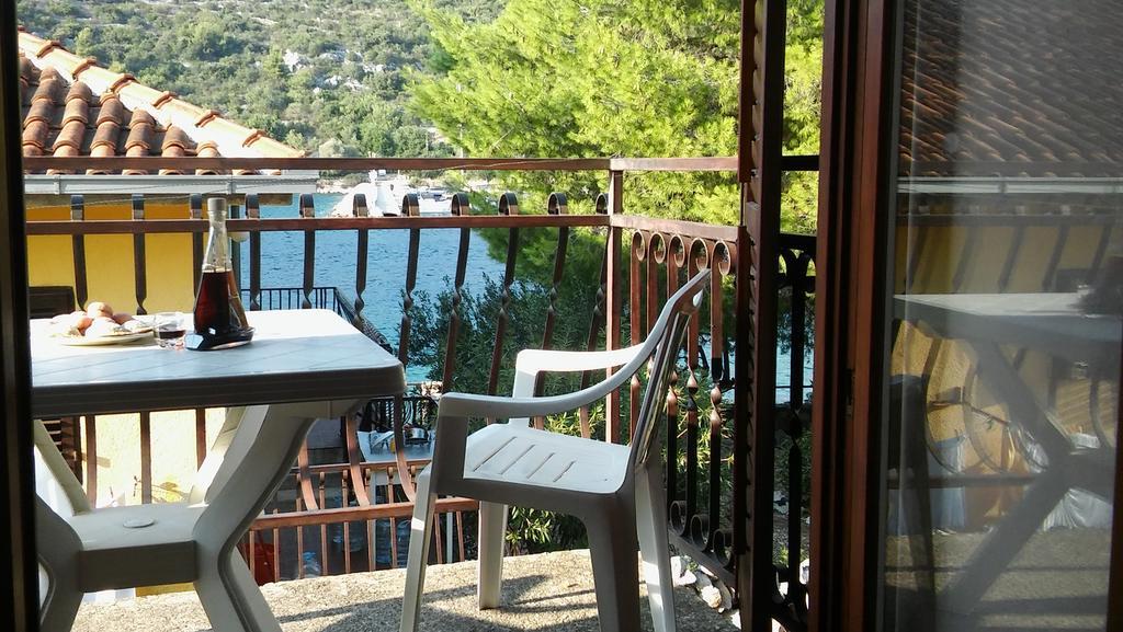 Apartmani Conar Drvenik Veliki Zewnętrze zdjęcie