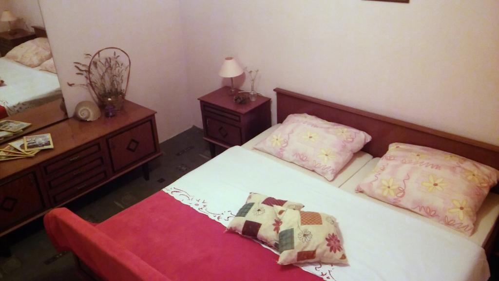 Apartmani Conar Drvenik Veliki Zewnętrze zdjęcie