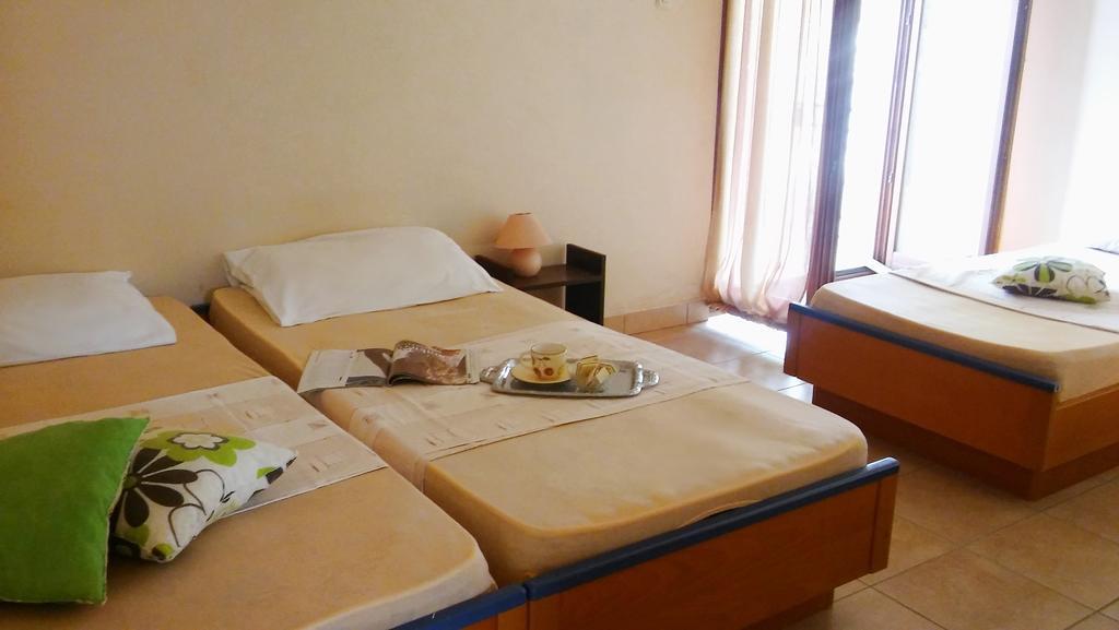 Apartmani Conar Drvenik Veliki Zewnętrze zdjęcie